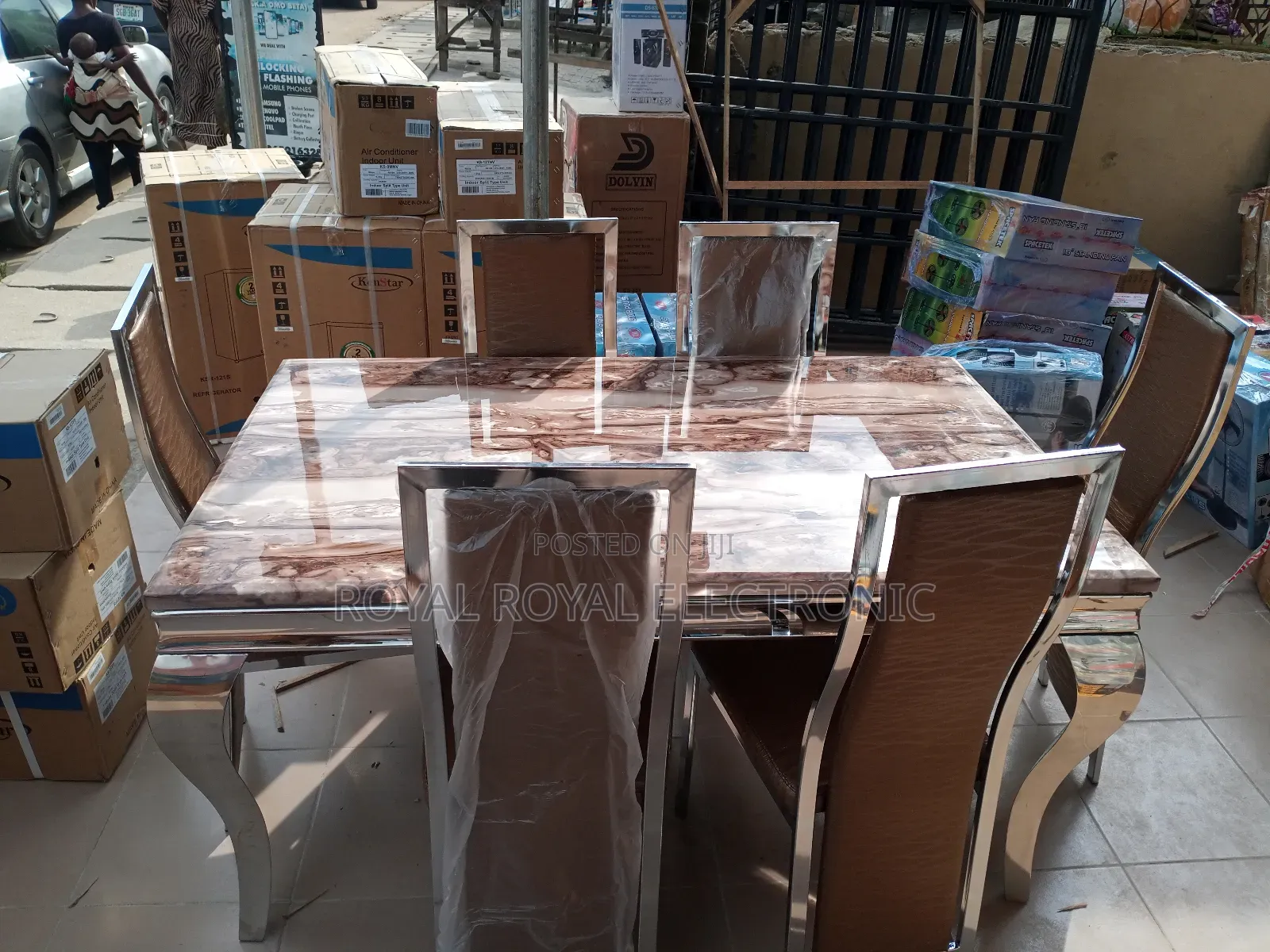 Superior Quality Marble Top 6 Sitter Dining Table Set