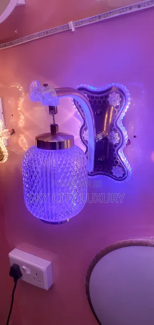 Led Maquoketa Well Breaket Light