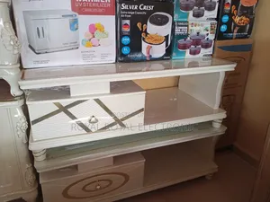 Newly Released Imported Modern Center Table