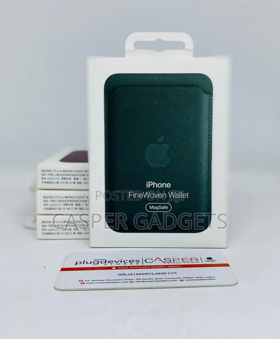 iPhone Finewoven Wallet Magsafe