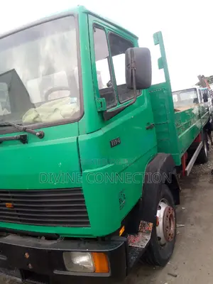 Benz Truck Up 1114