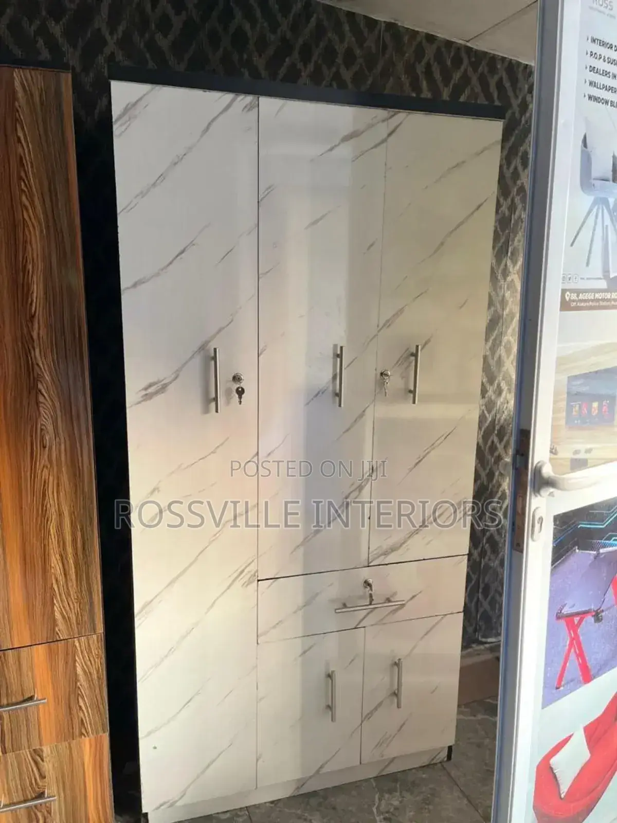 Classy 3ft by 6ft Wardrobe