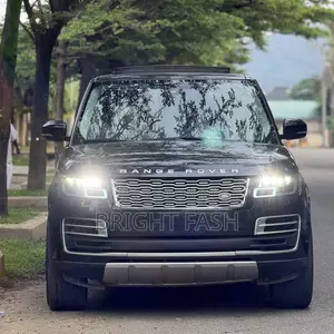 Land Rover Range Rover Vogue 2016 Black