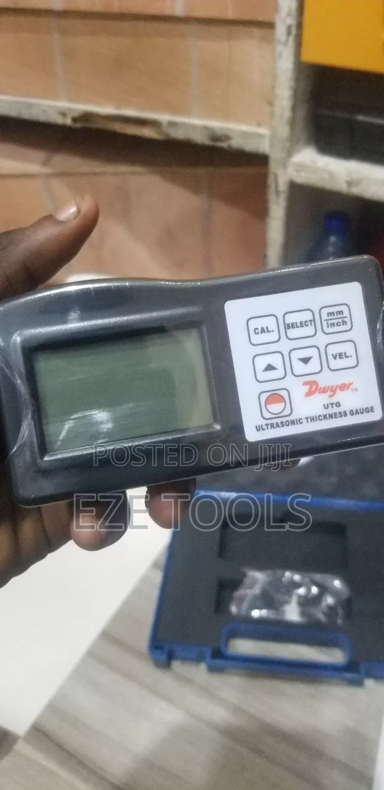 Ultrasonic Thickness Gauge