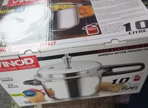 10 Litre Sandwich Bottom Pressure Cooker