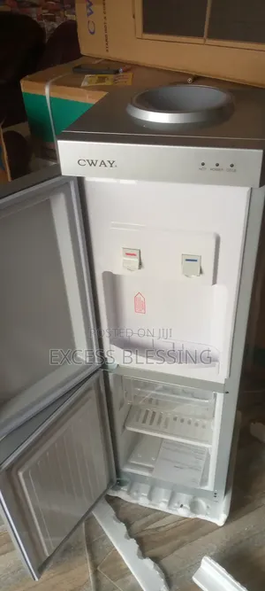 Black Silver Cway Hot and Cool Water Despensers