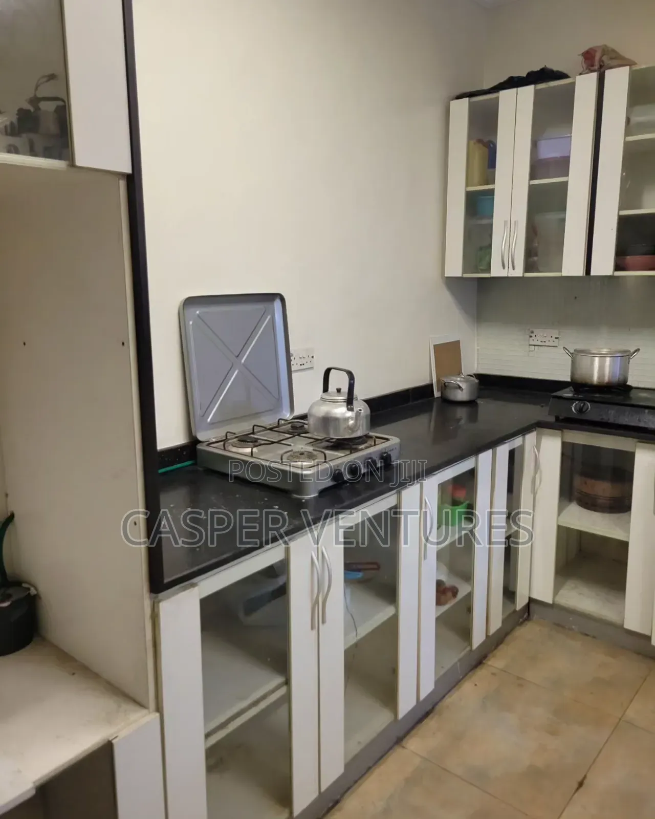Flashy and Affordable Apartment
