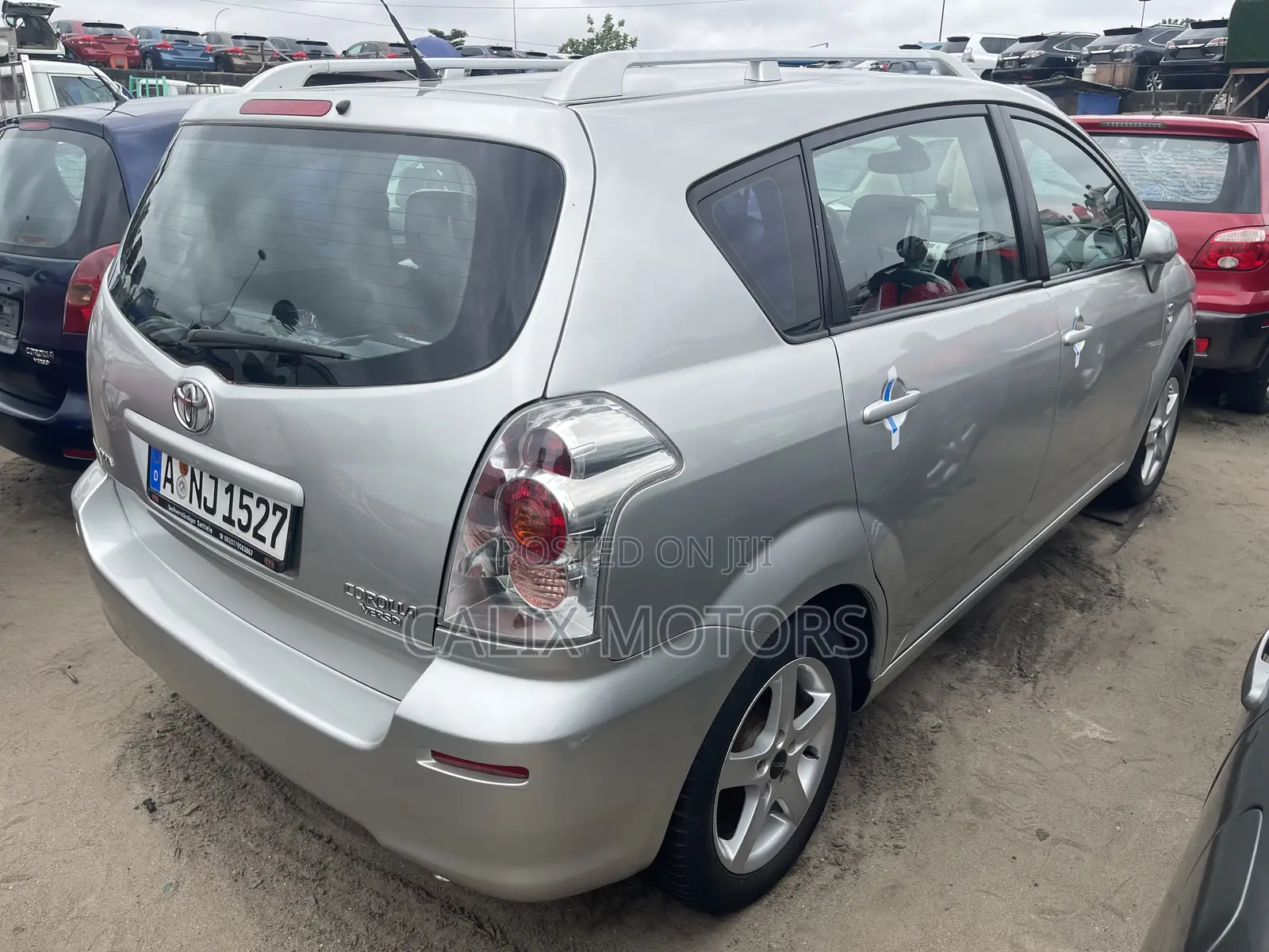 Toyota Verso 2010 Silver