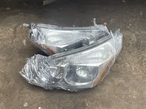 Headlight for Pontic Vibe 2010