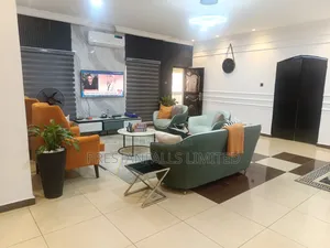 2 Bedroom Penthouse Shortlet With Private Lounge, Oniru