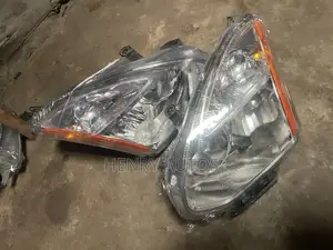 Headlamp Nissian Rogue 08-10