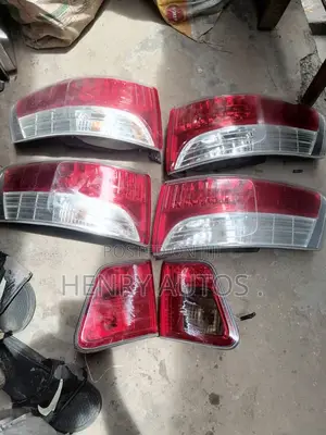 Complete Back Avensis 2010