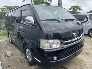 Toyota HiAce 2010 Black