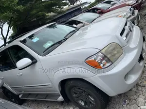 Toyota Sequoia 2006 White