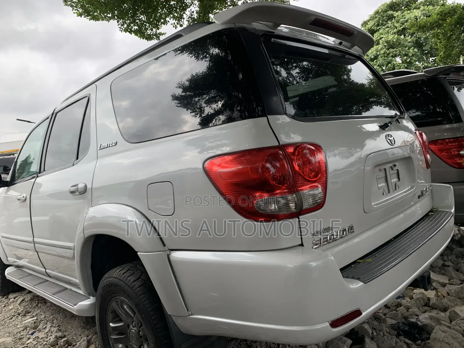 Toyota Sequoia 2006 White