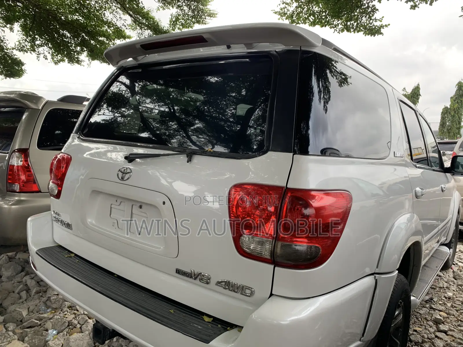 Toyota Sequoia 2006 White