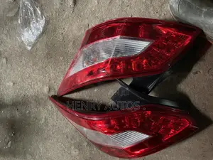 Taillights Maxima 2015