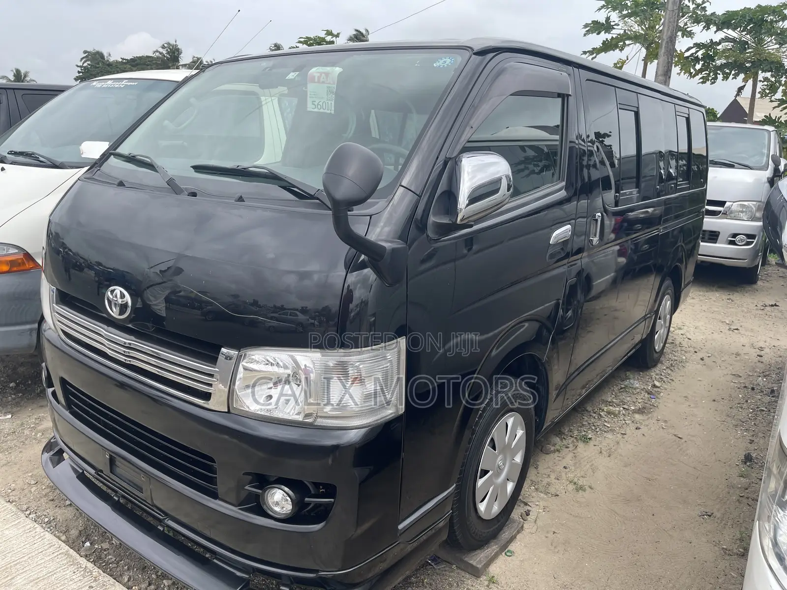 Toyota HiAce 2010 Black