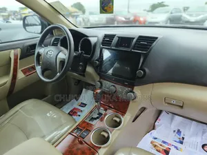 Toyota Highlander Limited 2010 Black