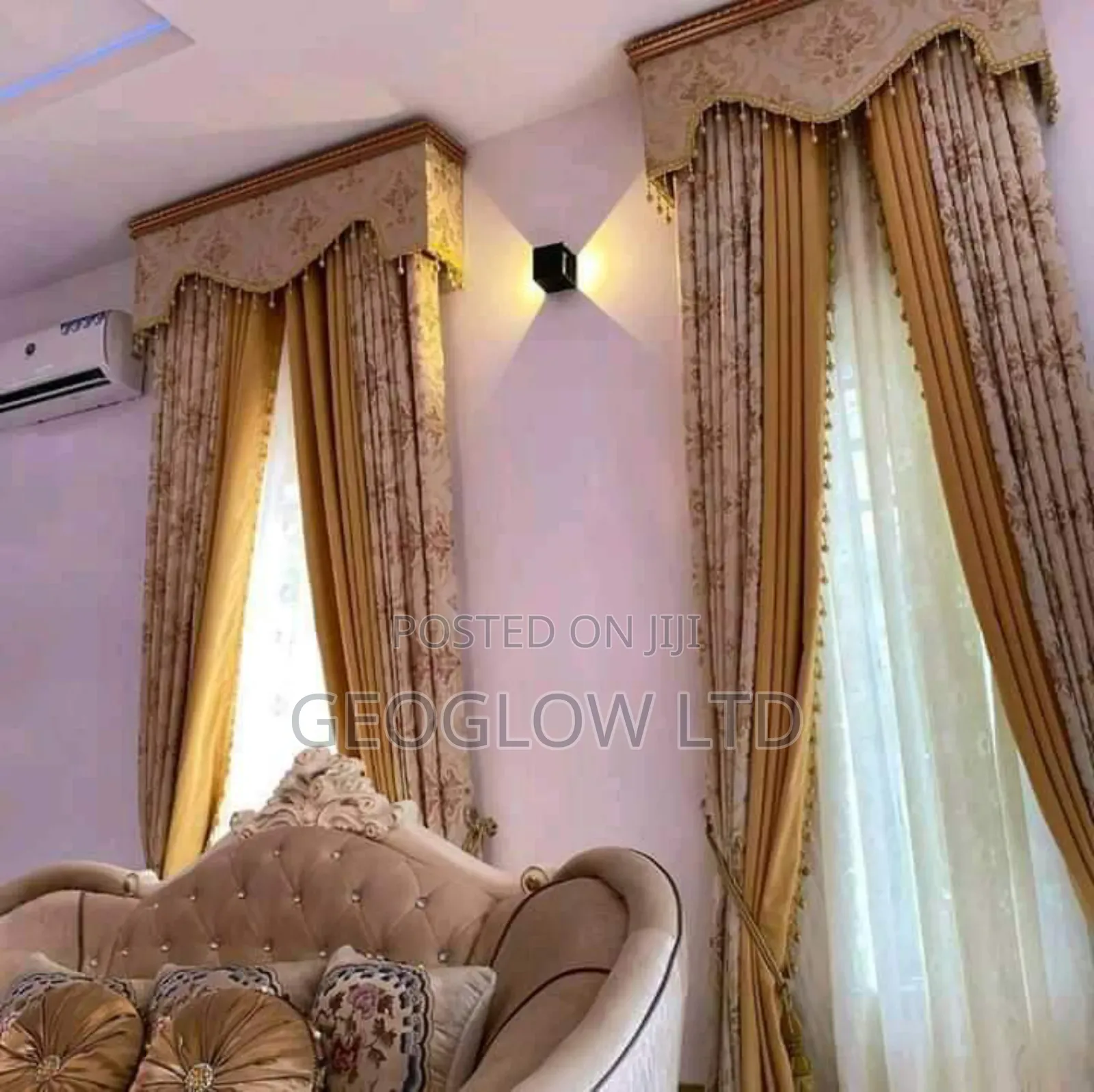 Royal Curtain With Board and Fringes