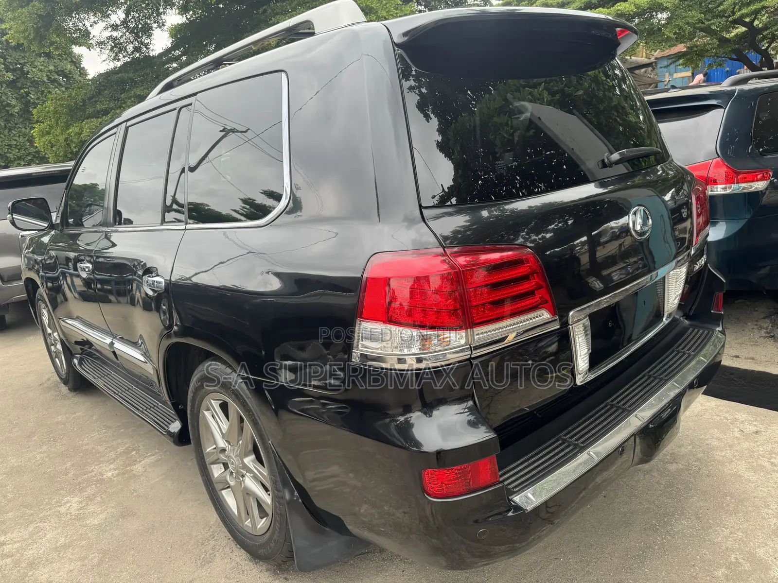 Lexus LX 570 AWD 2014 Black