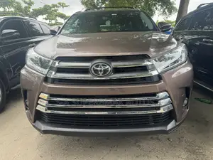 Toyota Highlander Limited Platinum 2019 Gold