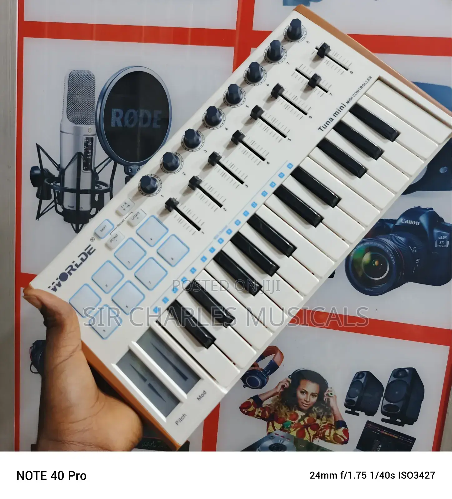 Worlds Mini Keyboard