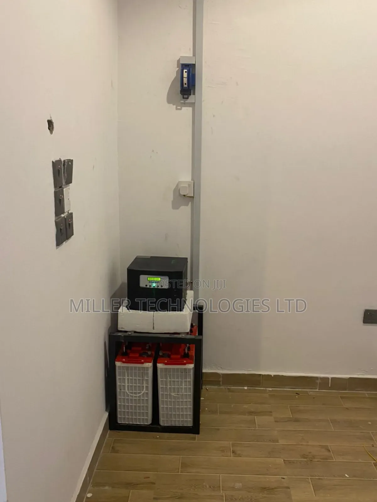 Complete Solar Installation Mopower 2.7kva Can Power Fridge