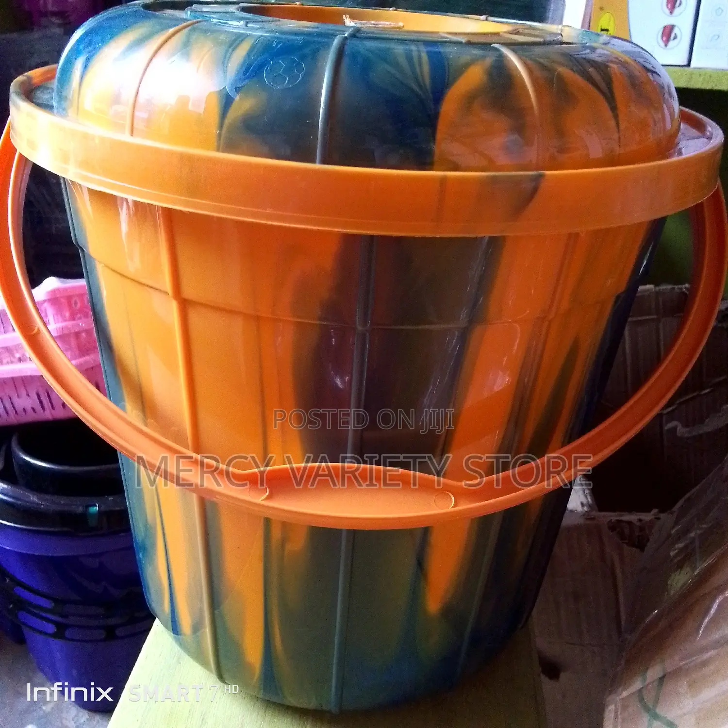 Multipurpose Bucket With Cover