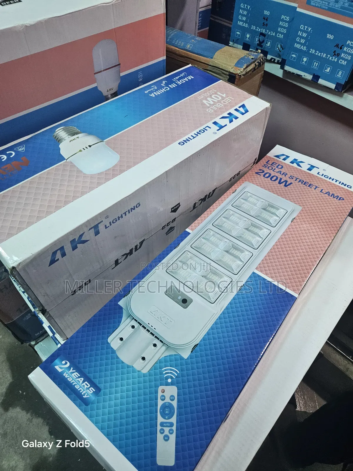 Akt Solar Street Light 200w Available