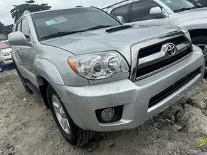 Toyota 4-Runner Limited 2008 Silver
