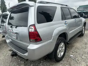 Toyota 4-Runner Limited 2008 Silver