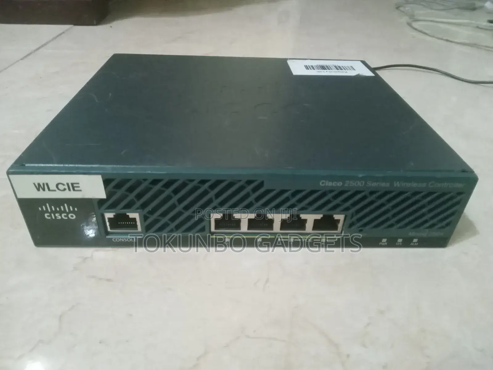 Cisco 2500 Series Air-Ct2504- Wireless Controller