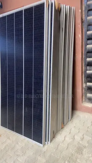 Jinko Solar 600w 160cells Byfisher Straight Cut Very Strong