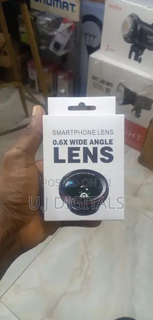0.6x Wide Angle Len's for Smartphone