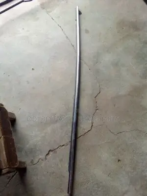 Toyota Venza Door Chrome Front Right Side 2015 Model