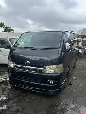 Toyota HiAce 2012 Black