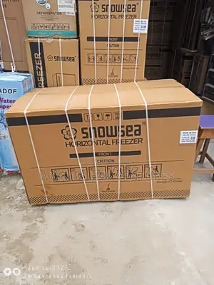 Snowsea Chest Freezer Model Bd 600g With Sliding Glass