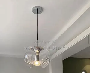 Pirtuke Glass Pendant Light