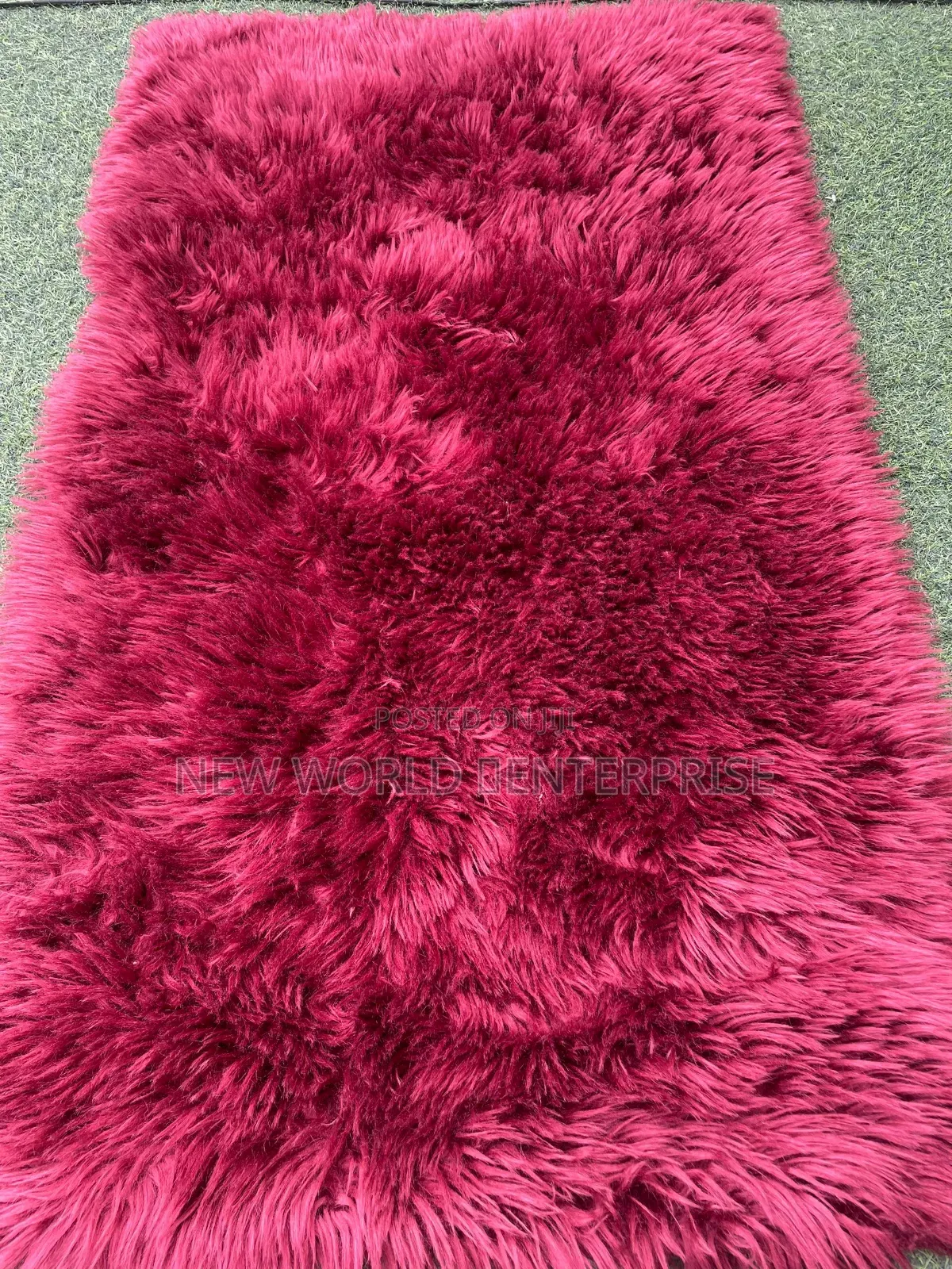 Wine Colour Fur Rug 3by5 4by6 5by7 Feets Size