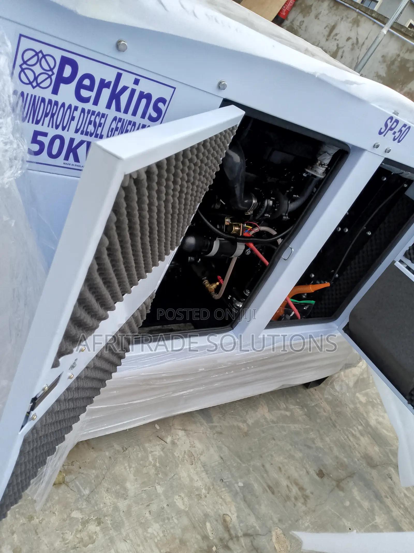 Strong Perkins 50kva Soundproof Diesel Generator Set