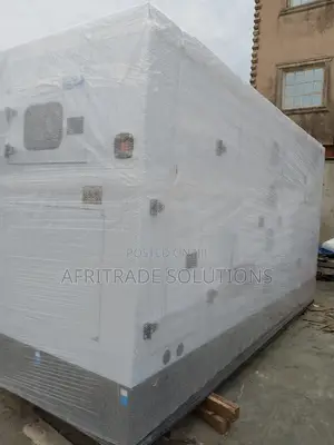 Very Strong Perkins 400kva Soundproof Diesel Generator