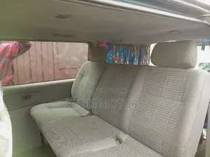 Mitsubishi Space Gear 2007 Green