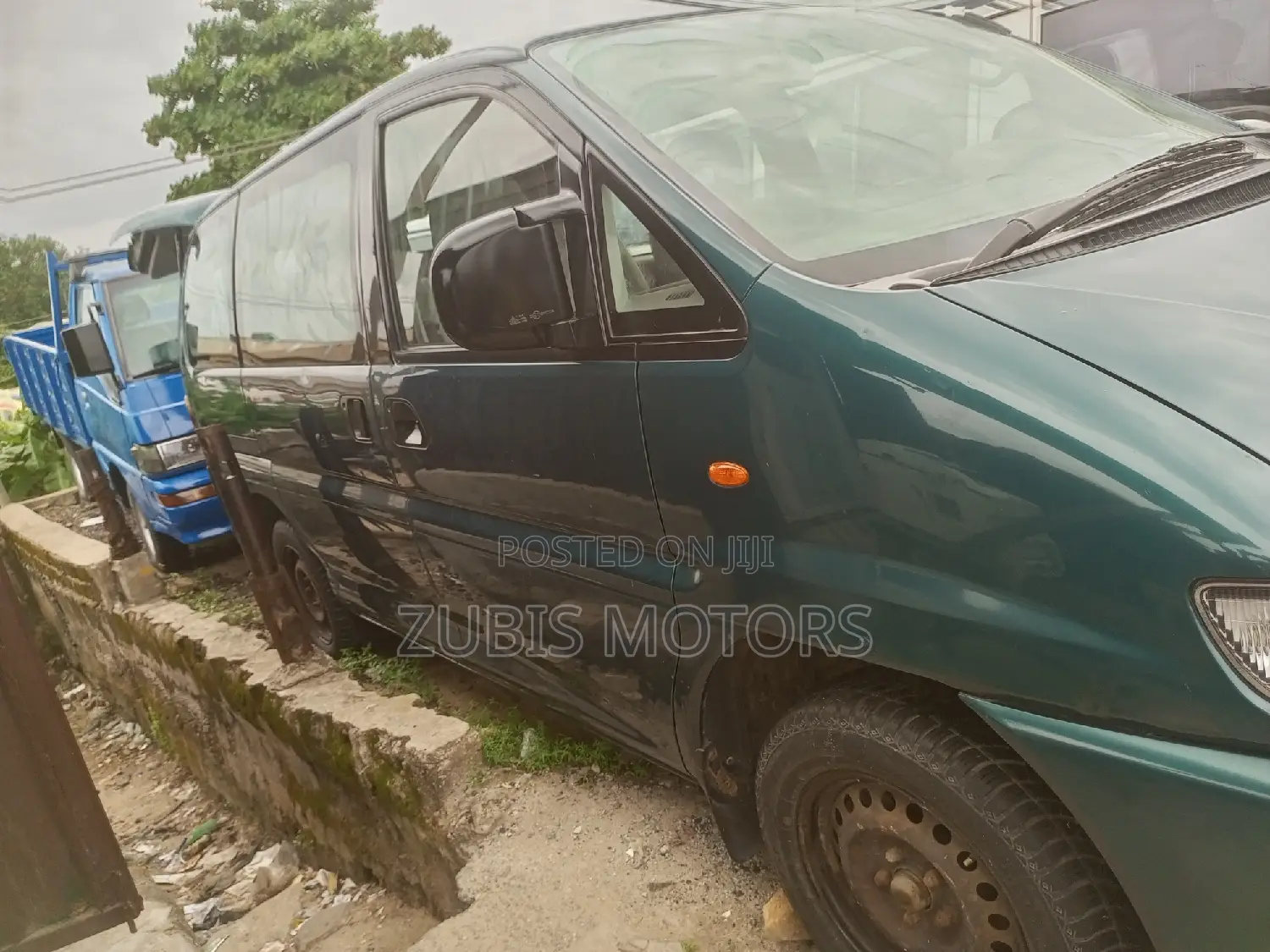 Mitsubishi Space Gear 2007 Green