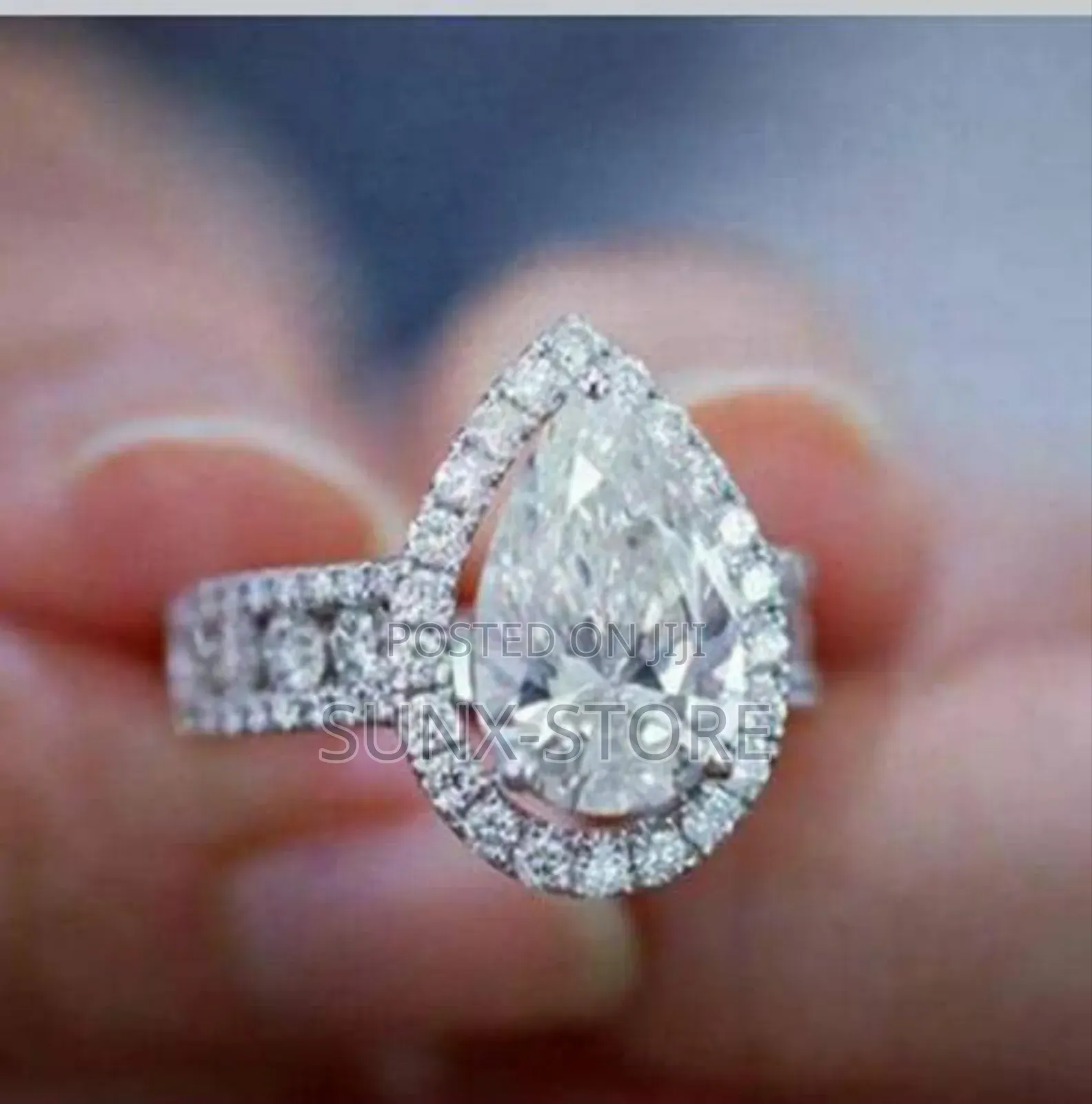 Royal Sterling Engagement/Wedding Ring