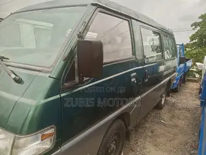Mitsubishi Delica 2010 Green