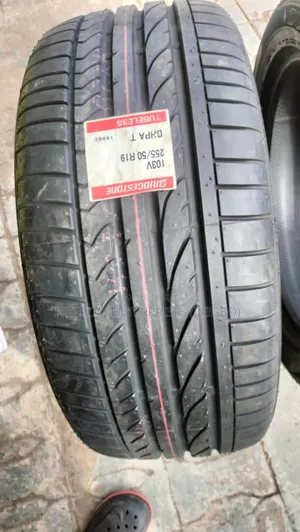 Bridgestone 255/50/19 Japan