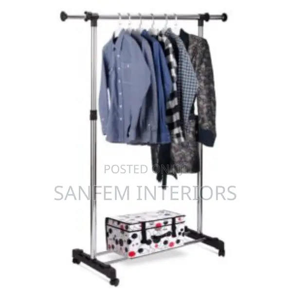 Single Pole Rack