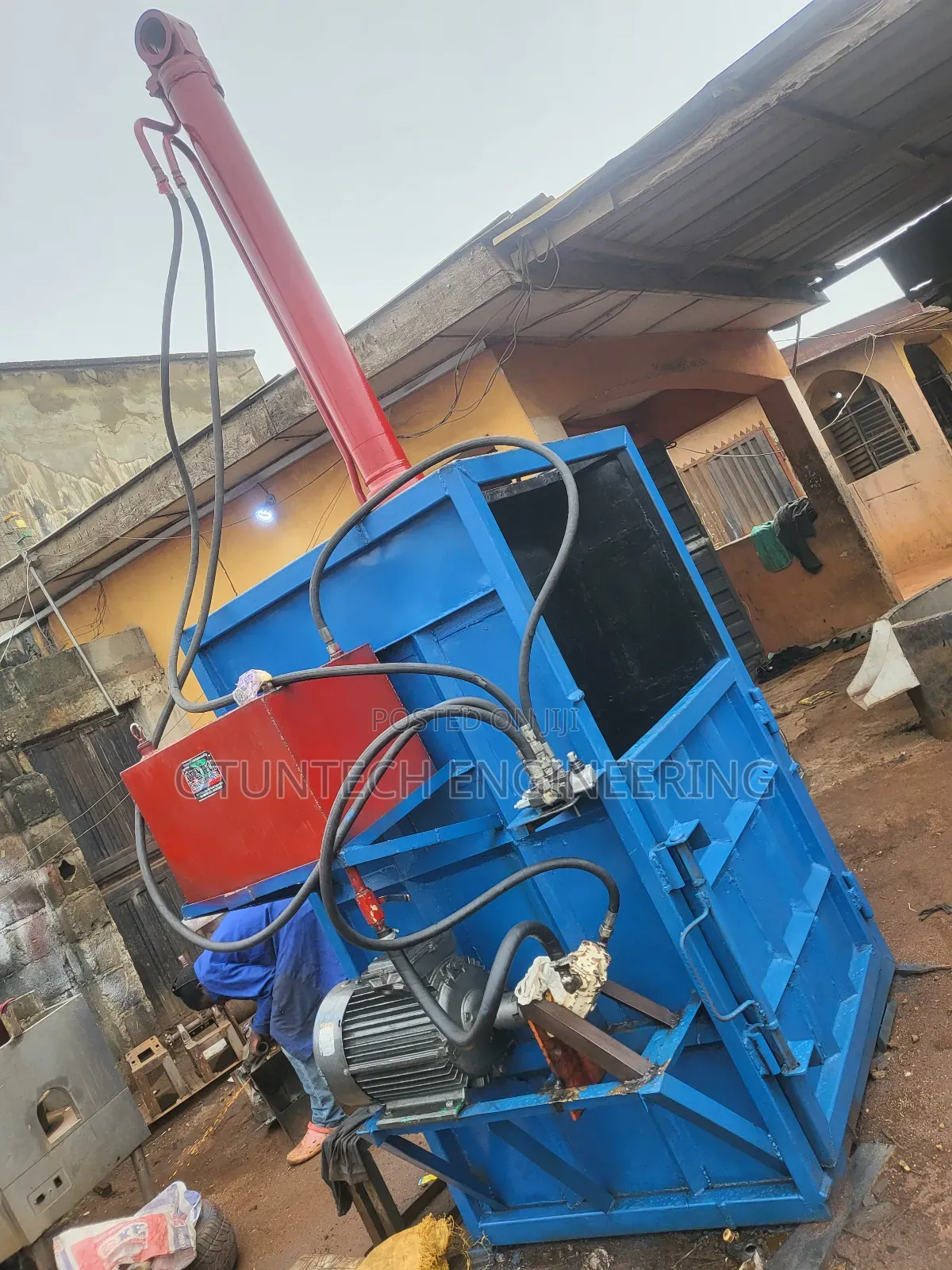 Plastic Bailing Machine