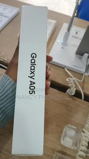 New Samsung Galaxy A05 64 GB Black